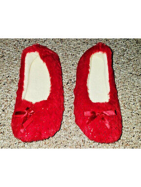 Women's Plush Winter Slippers Fuzzy Soft Furry Warm Comfy Slippers Sz 5-6 red